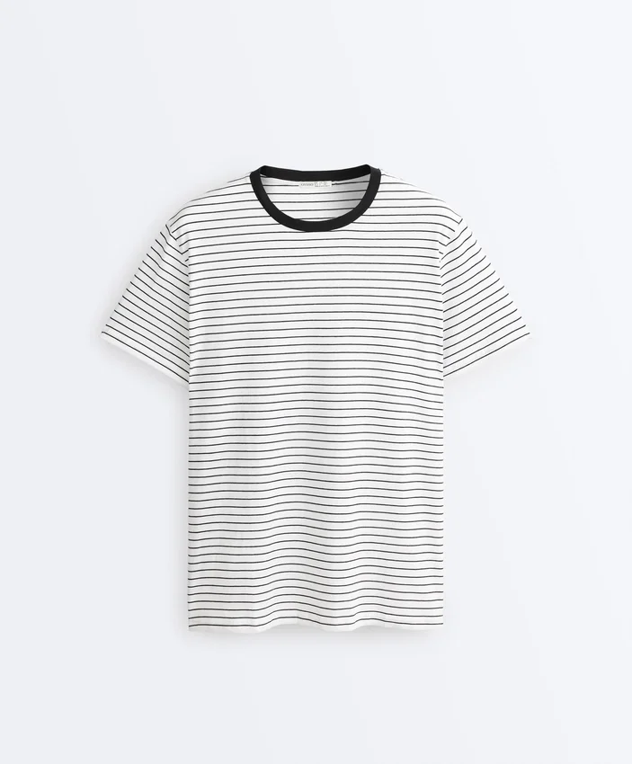 Camiseta oversize de manga corta de mezcla de algodón con rayas en contraste Camiseta oversize de manga corta de mezcla de algodón con rayas en contraste