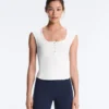 Camiseta sin mangas de punto elástico con botones de algodón y modal Camiseta sin mangas de punto elástico con botones de algodón y modal