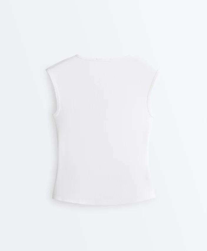 Camiseta sin mangas de punto elástico con botones de algodón y modal Camiseta sin mangas de punto elástico con botones de algodón y modal