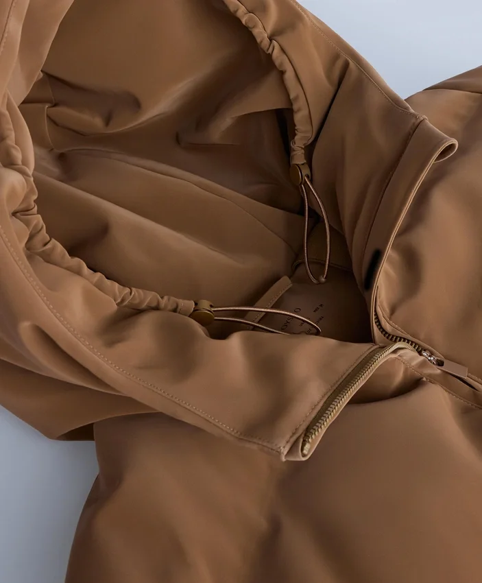 Chaqueta acolchada de satén 80 % plumón y 20 % plumas Minardi Piume Ski, resistente al agua Chaqueta acolchada de satén 80 % plumón y 20 % plumas Minardi Piume Ski, resistente al agua
