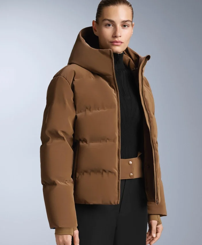 Chaqueta acolchada de satén 80 % plumón y 20 % plumas Minardi Piume Ski, resistente al agua Chaqueta acolchada de satén 80 % plumón y 20 % plumas Minardi Piume Ski, resistente al agua