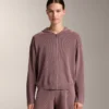 Chaqueta con capucha de punto elástico Chaqueta con capucha de punto elástico