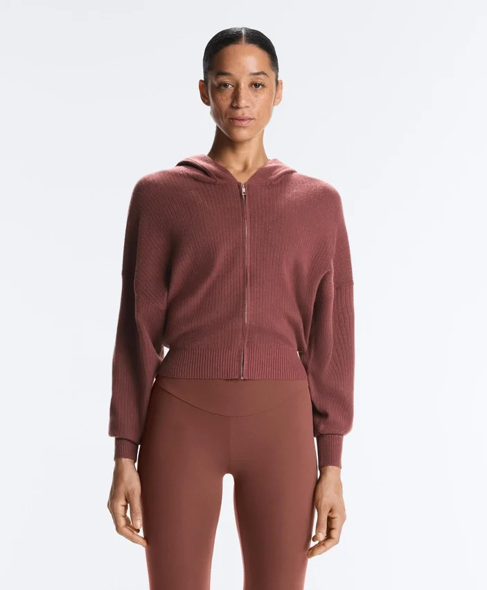 Chaqueta con capucha de punto elástico Chaqueta con capucha de punto elástico
