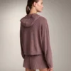 Chaqueta con capucha de punto elástico Chaqueta con capucha de punto elástico