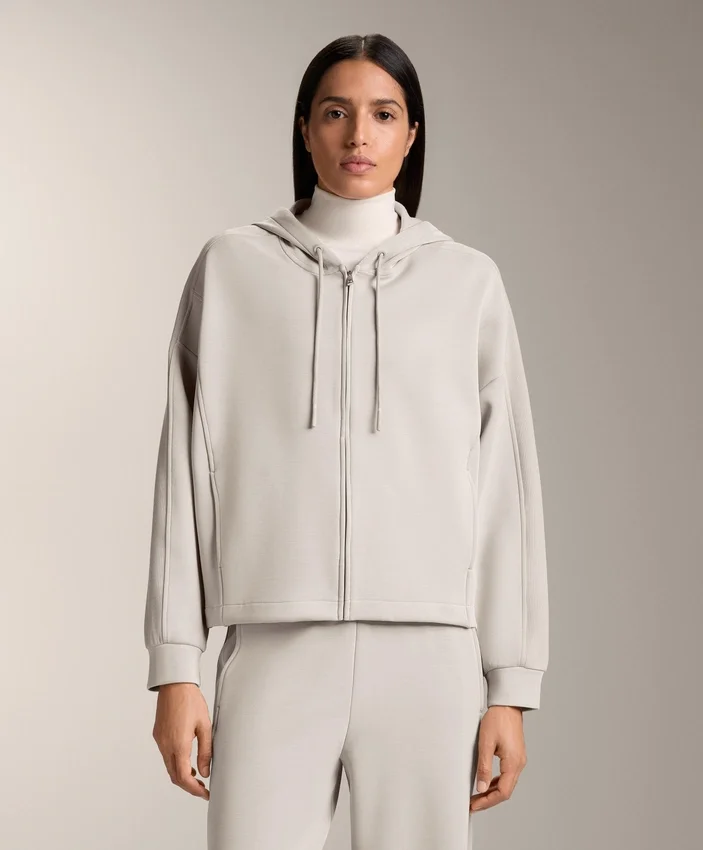 Chaqueta con capucha y detalles acanalados en modal cepillado Chaqueta con capucha y detalles acanalados en modal cepillado