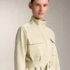 Chaqueta con efecto neopreno y cinturón Chaqueta con efecto neopreno y cinturón