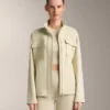 Chaqueta con efecto neopreno y cinturón Chaqueta con efecto neopreno y cinturón