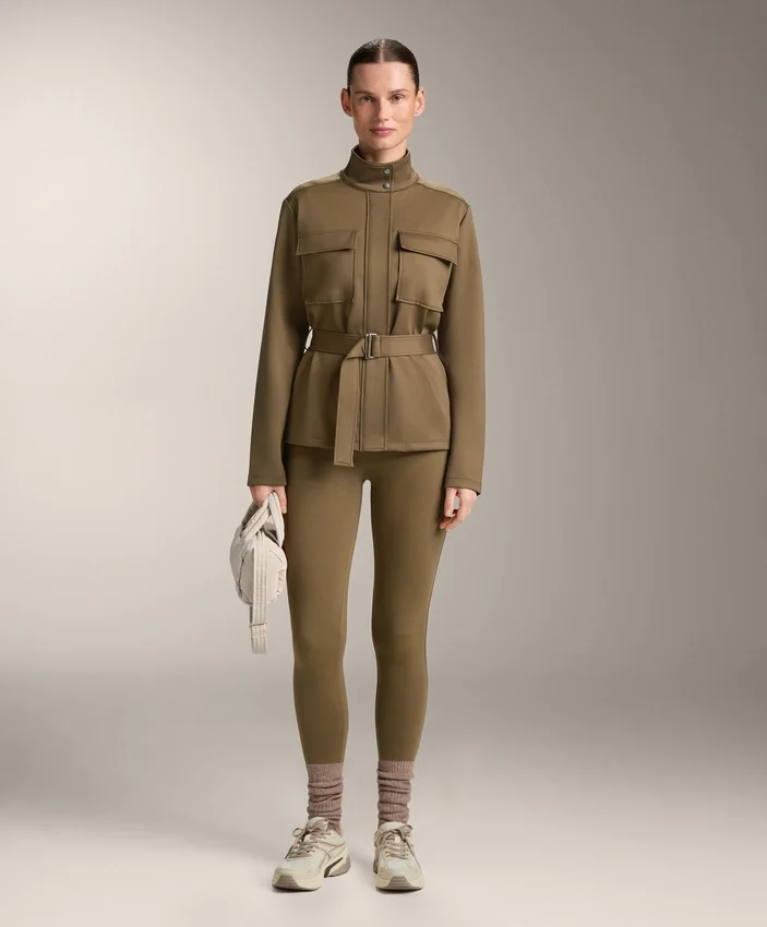Chaqueta con efecto neopreno y cinturón Chaqueta con efecto neopreno y cinturón