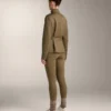 Chaqueta con efecto neopreno y cinturón Chaqueta con efecto neopreno y cinturón