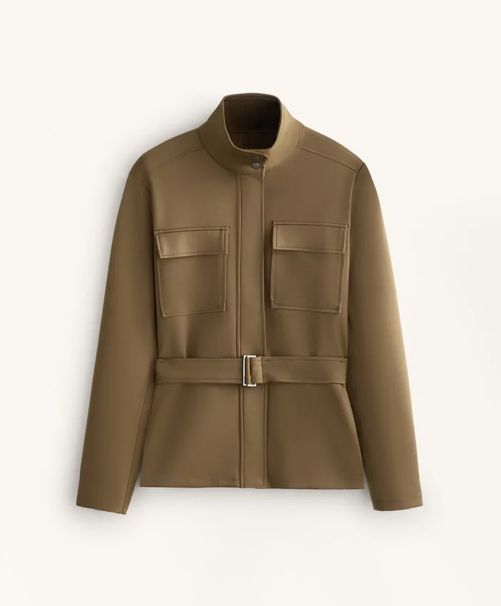 Chaqueta con efecto neopreno y cinturón Chaqueta con efecto neopreno y cinturón