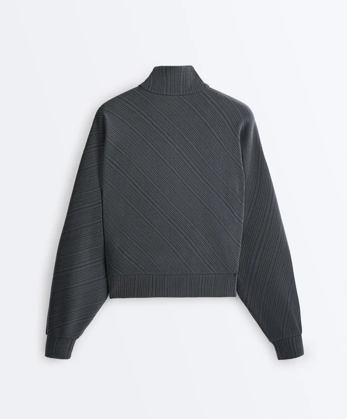 Chaqueta con rayas asimétricas y modal Chaqueta con rayas asimétricas y modal