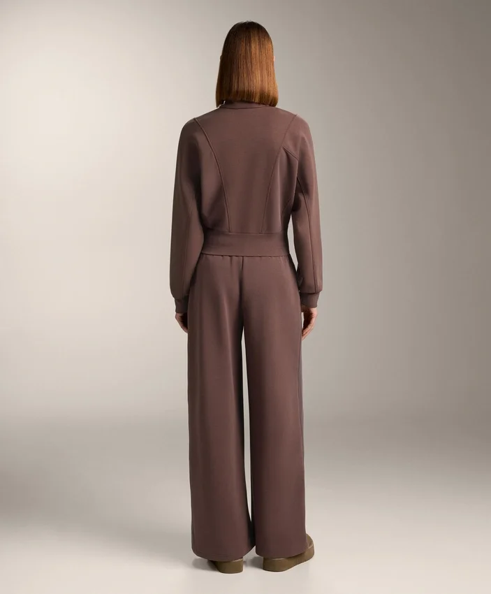 Pantalones rectos de pierna ancha con ribete y modal cepillado Pantalones rectos de pierna ancha con ribete y modal cepillado