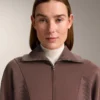 Chaqueta de canalé cepillado con modal