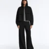 Chaqueta de corte recto con efecto neopreno Chaqueta de corte recto con efecto neopreno