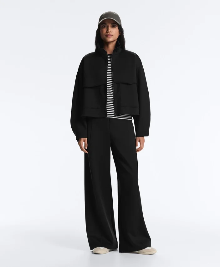 Chaqueta de corte recto con efecto neopreno Chaqueta de corte recto con efecto neopreno