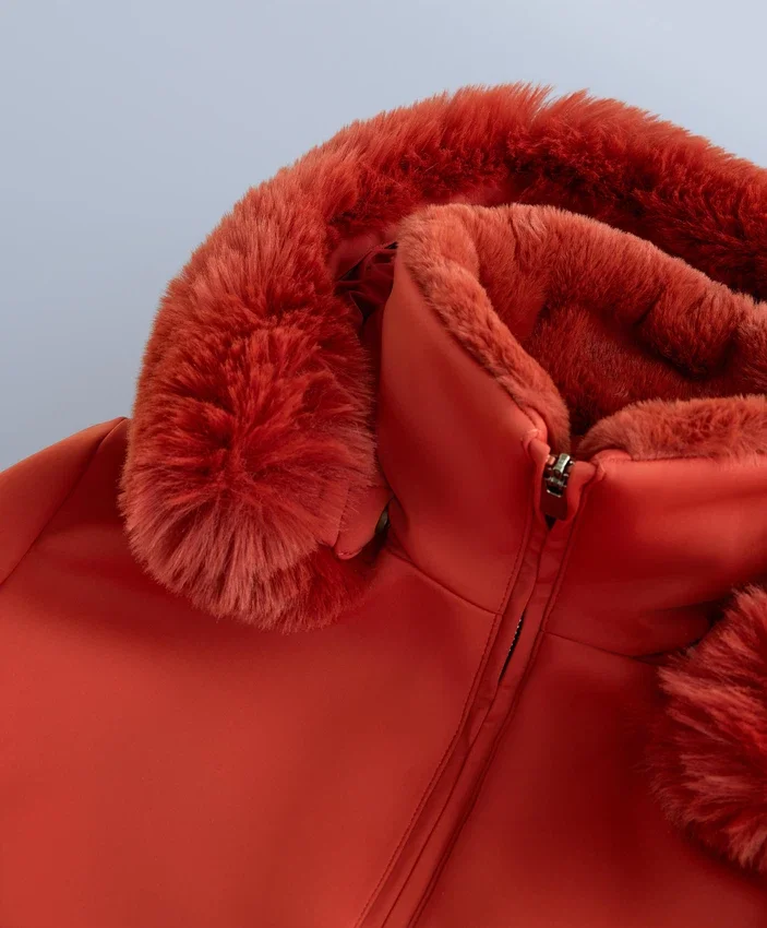 Chaqueta de esquí Primaloft® resistente al agua y de corte superajustado Chaqueta de esquí Primaloft® resistente al agua y de corte superajustado