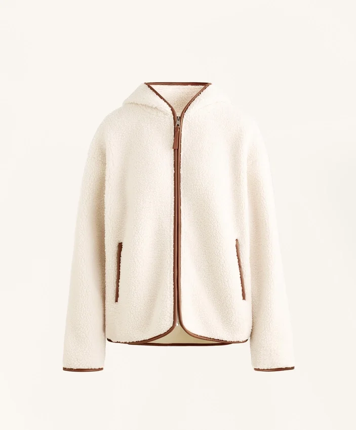 Chaqueta de imitación de piel de oveja con capucha Chaqueta de imitación de piel de oveja con capucha