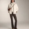 Chaqueta de imitación de piel de oveja con capucha Chaqueta de imitación de piel de oveja con capucha