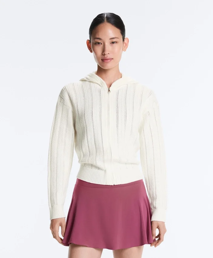 Chaqueta de punto calado con capucha Chaqueta de punto calado con capucha