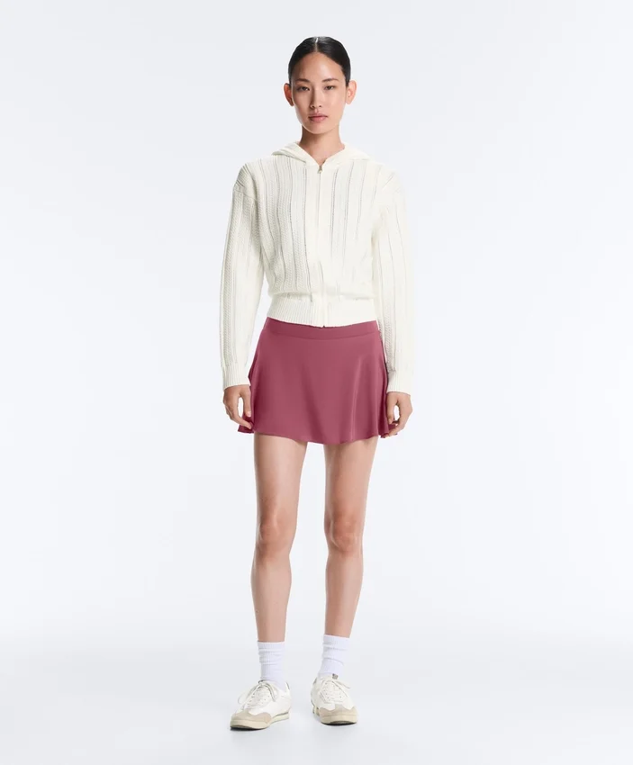 Chaqueta de punto calado con capucha Chaqueta de punto calado con capucha