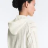 Chaqueta de punto calado con capucha Chaqueta de punto calado con capucha