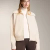 Chaqueta de punto con cuello alto Chaqueta de punto con cuello alto