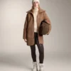 Chaqueta de punto con cuello alto Chaqueta de punto con cuello alto