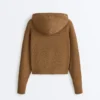 Chaqueta de punto estructurada con capucha