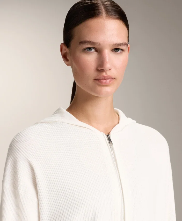 Chaqueta de punto lavada con capucha Chaqueta de punto lavada con capucha