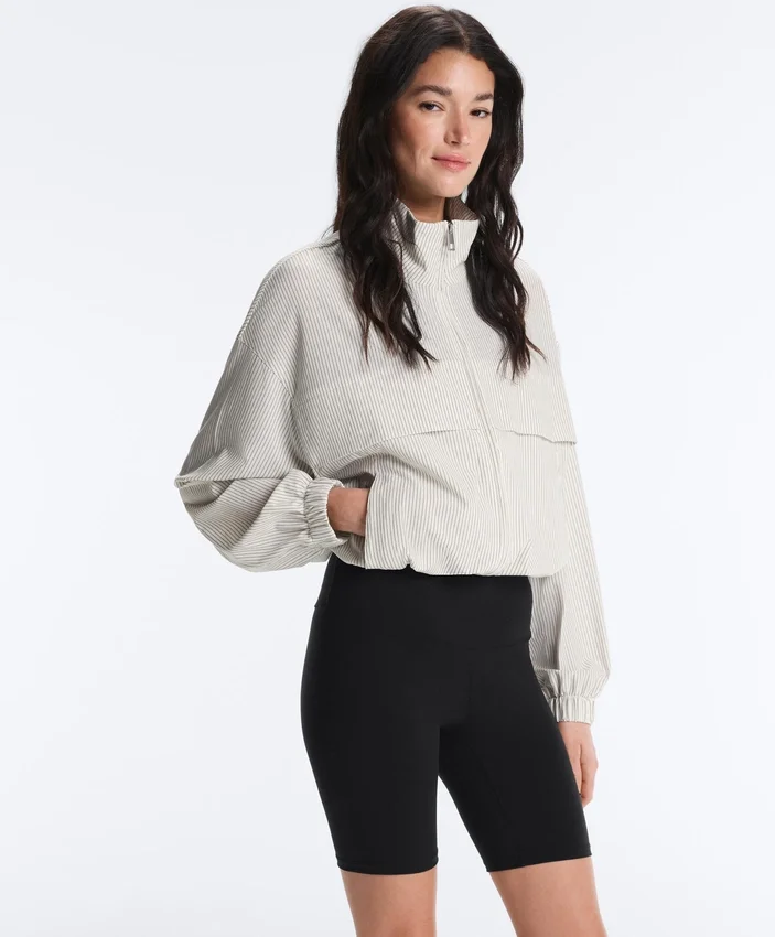 Chaqueta elástica a rayas Chaqueta elástica a rayas