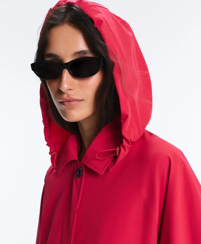 Chaqueta impermeable extra ligera de largo medio 10K Chaqueta impermeable extra ligera de largo medio 10K