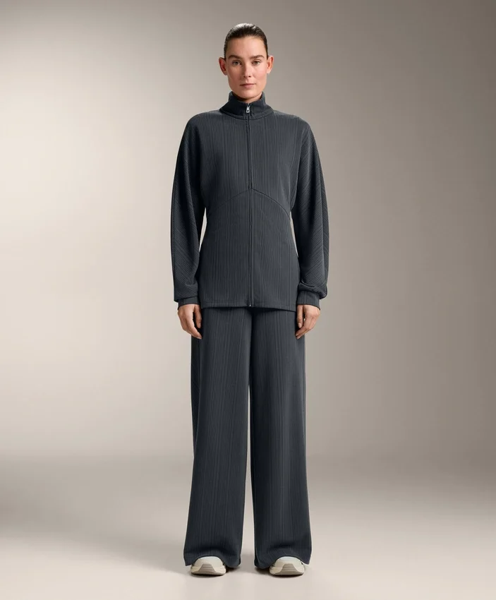 Chaqueta larga con rayas asimétricas y modal Chaqueta larga con rayas asimétricas y modal