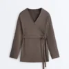 Chaqueta larga con rayas asimétricas y modal Chaqueta larga con rayas asimétricas y modal