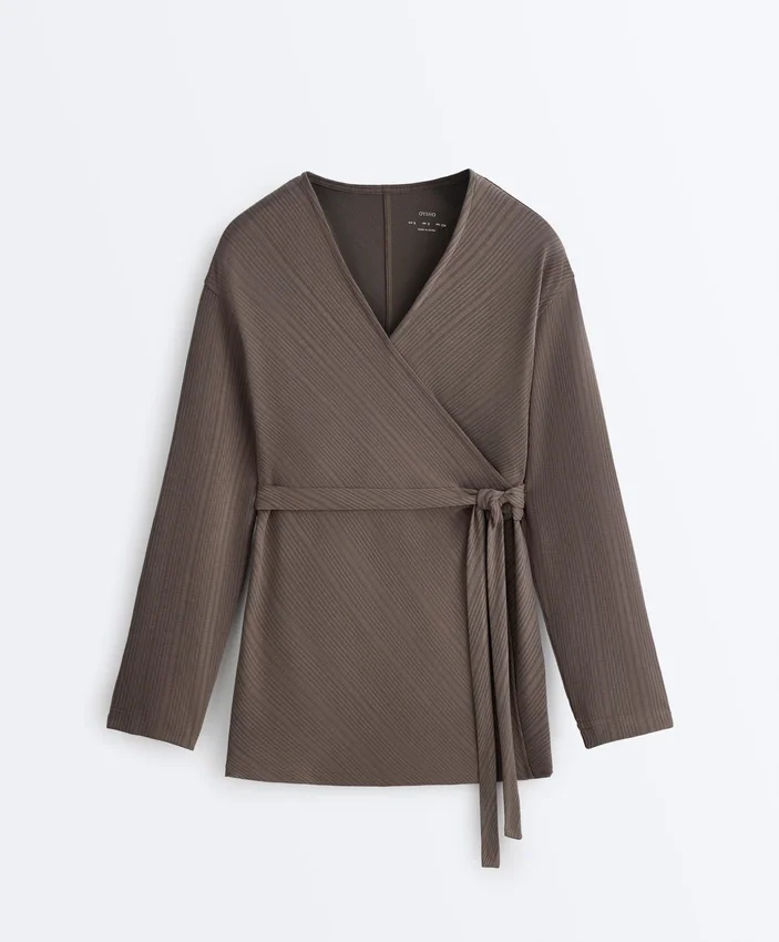 Chaqueta larga con rayas asimétricas y modal Chaqueta larga con rayas asimétricas y modal