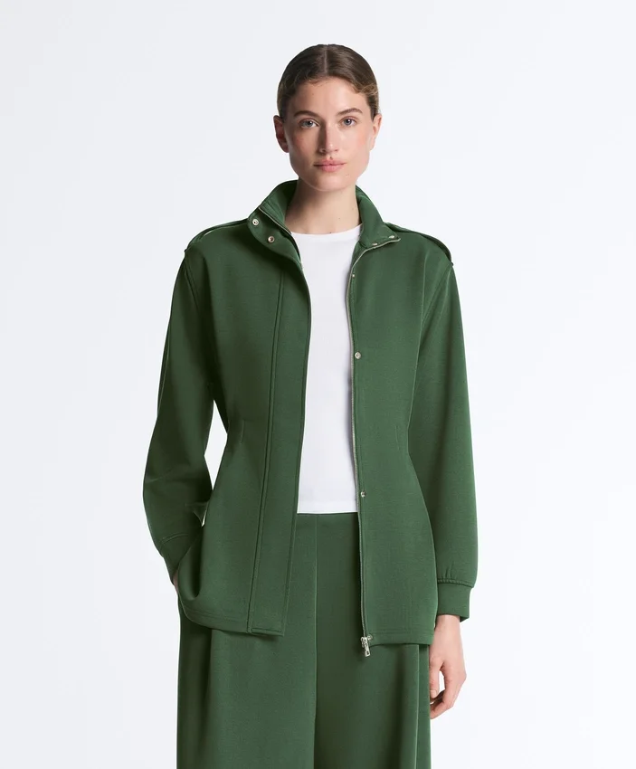 Chaqueta larga de estilo utilitario con cinturón de sarga Chaqueta larga de estilo utilitario con cinturón de sarga