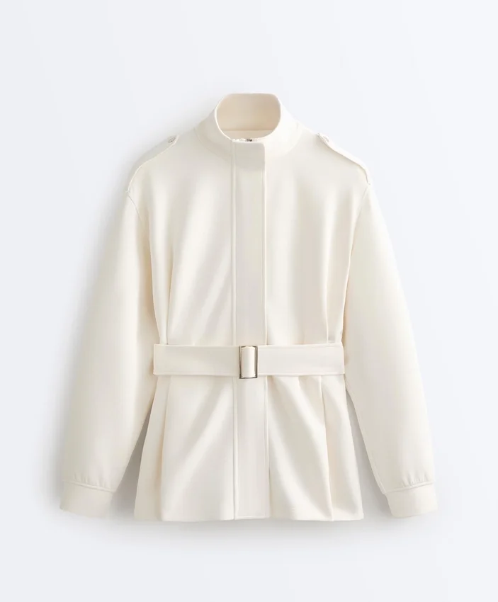 Chaqueta larga de estilo utilitario con cinturón de sarga Chaqueta larga de estilo utilitario con cinturón de sarga