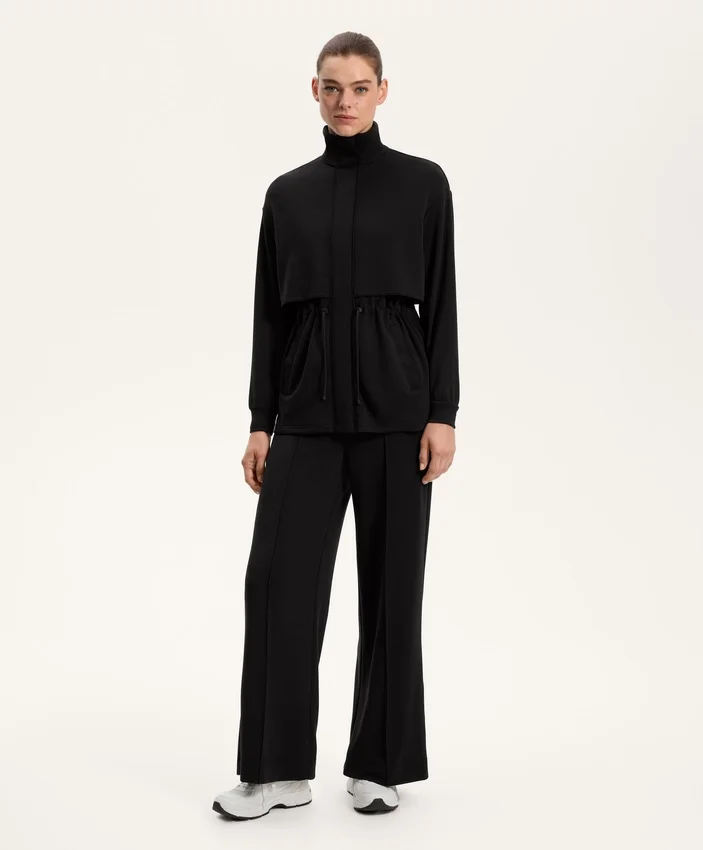 Chaqueta larga Soft Touch con modal y bolsillos Chaqueta larga Soft Touch con modal y bolsillos