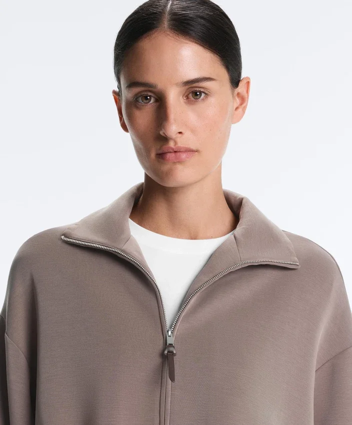 Chaqueta larga tipo corsé con cinturón de modal Soft Touch Chaqueta larga tipo corsé con cinturón de modal Soft Touch