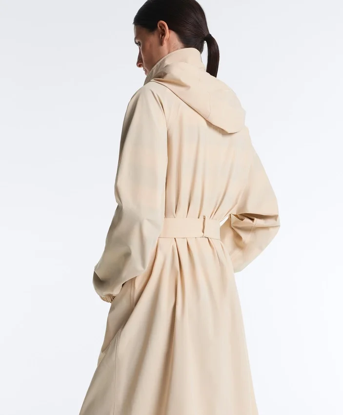 Chaqueta larga ultraligera impermeable 10K Chaqueta larga ultraligera impermeable 10K