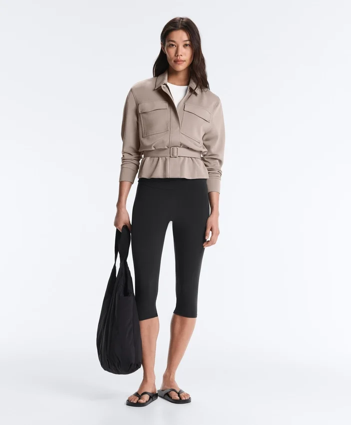 Chaqueta recta con cinturón y modal Soft Touch Chaqueta recta con cinturón y modal Soft Touch