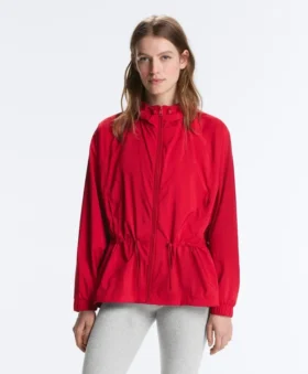 Chaqueta repelente al agua