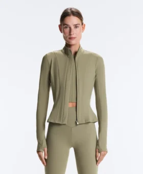 Chaqueta técnica Evermove con volantes