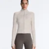 Chaqueta técnica ligera, cálida y reflectante Chaqueta técnica ligera, cálida y reflectante