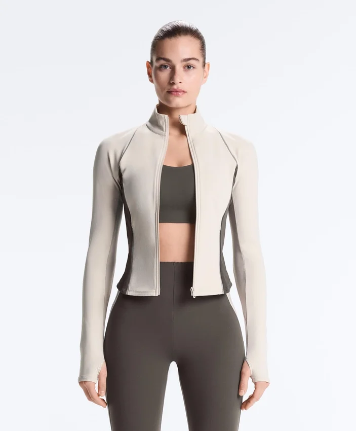 Chaqueta técnica ligera, cálida y reflectante Chaqueta técnica ligera, cálida y reflectante
