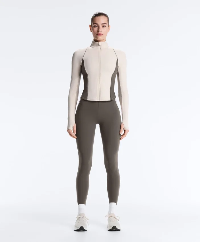 Chaqueta técnica ligera, cálida y reflectante Chaqueta técnica ligera, cálida y reflectante