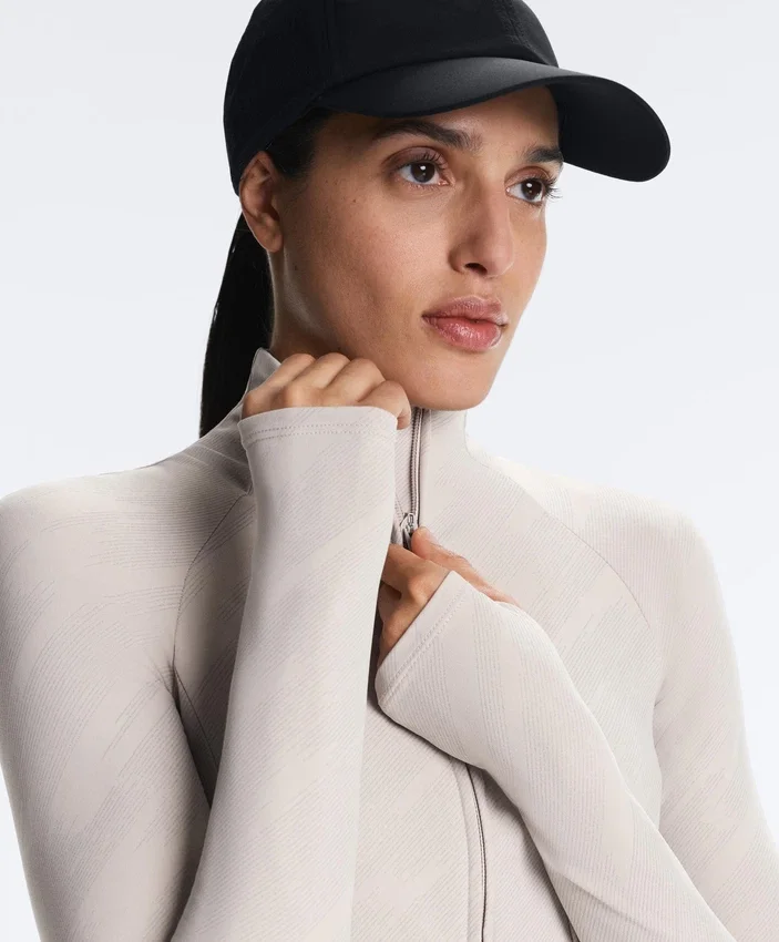Chaqueta técnica ligera, cálida y reflectante Chaqueta técnica ligera, cálida y reflectante