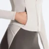 Chaqueta técnica ligera, cálida y reflectante Chaqueta técnica ligera, cálida y reflectante