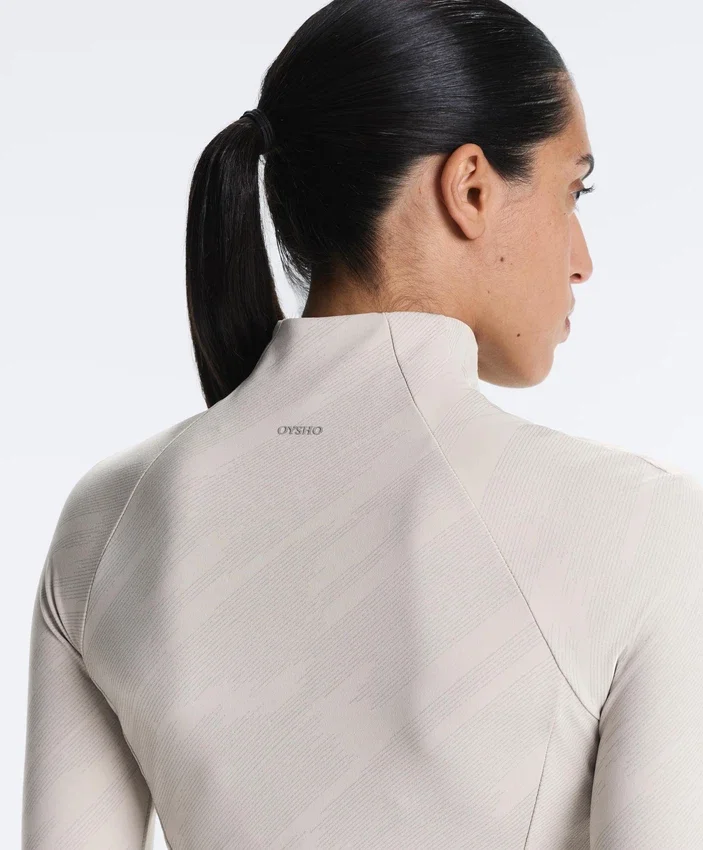 Chaqueta técnica ligera, cálida y reflectante Chaqueta técnica ligera, cálida y reflectante