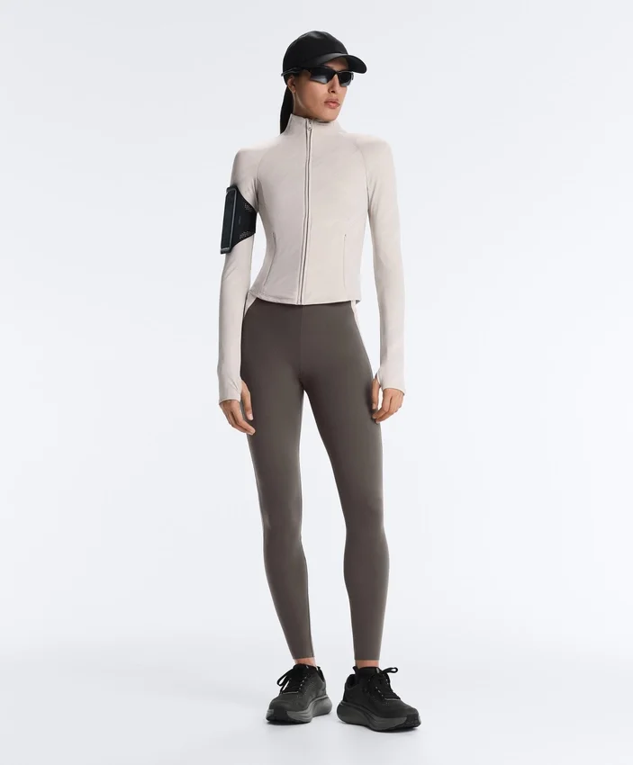 Chaqueta técnica ligera, cálida y reflectante Chaqueta técnica ligera, cálida y reflectante