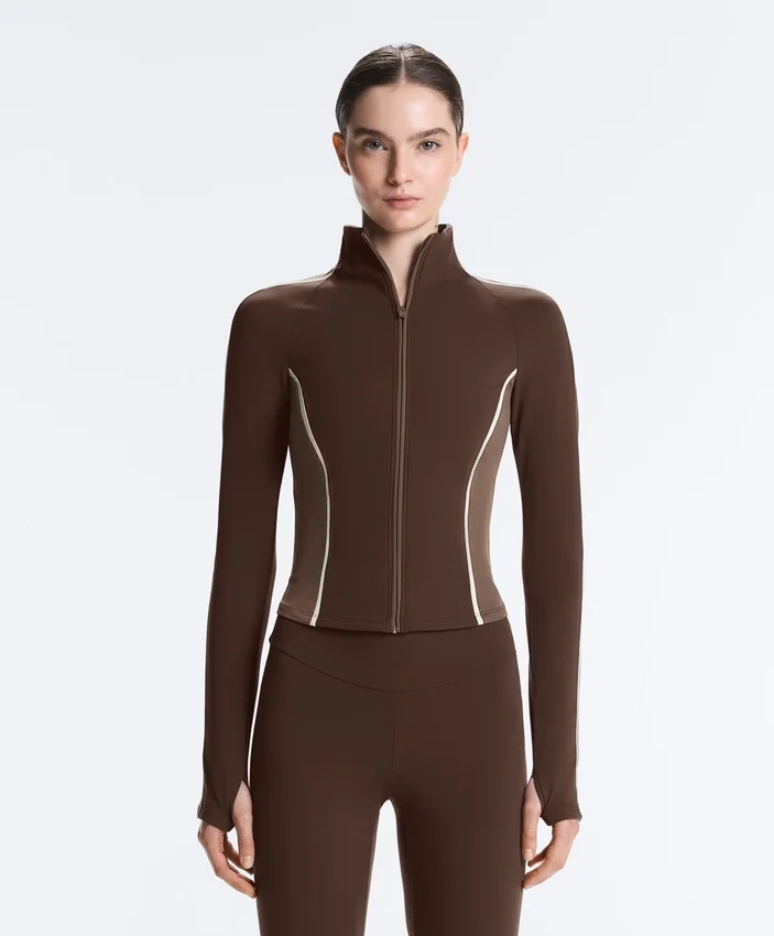 Chaqueta técnica ligera y cálida Chaqueta técnica ligera y cálida
